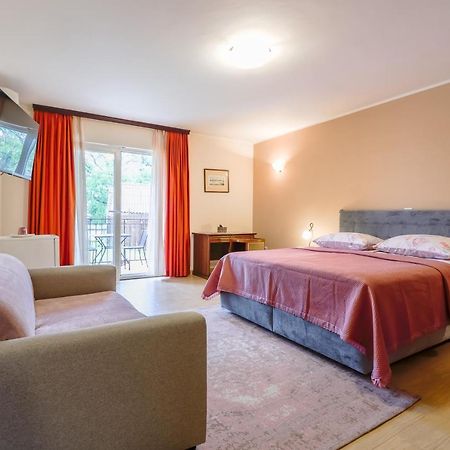 Bed & Breakfast Kastel Žbandaj المظهر الخارجي الصورة