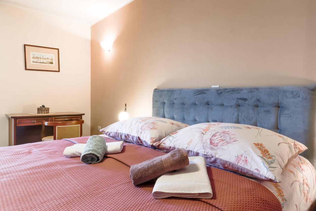 Bed & Breakfast Kastel Žbandaj المظهر الخارجي الصورة