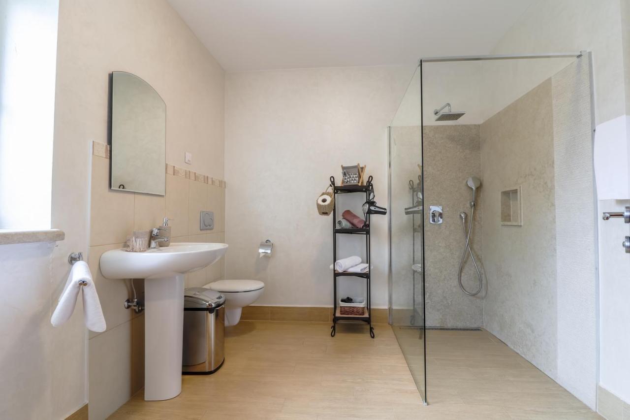 Bed & Breakfast Kastel Žbandaj المظهر الخارجي الصورة